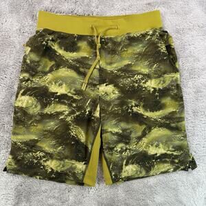 Lululemon Pace Breaker Shorts Men’s M 9.5” Linerless Athletic Green Camo Print